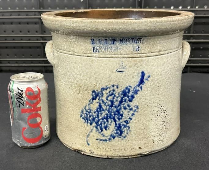 E & L P NORTON BENNINGTON VT. 2 gallon decorated stoneware crock ( has hairline on one side under (1 of 5)