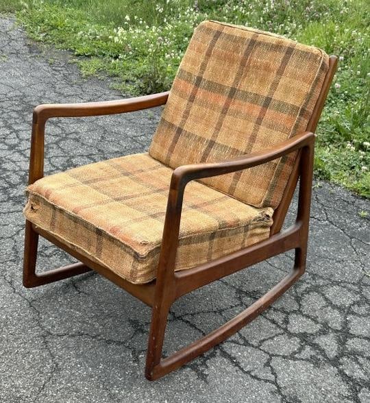 JOHN STUART Mid Century Modern rocking chair, has original fabric which is in poor condition, wear (1 of 6)