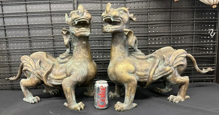 Wonderful pair bronze FOO Dogs with aged patina, found in local estate in Hudson Valley, good weight (1 of 6)