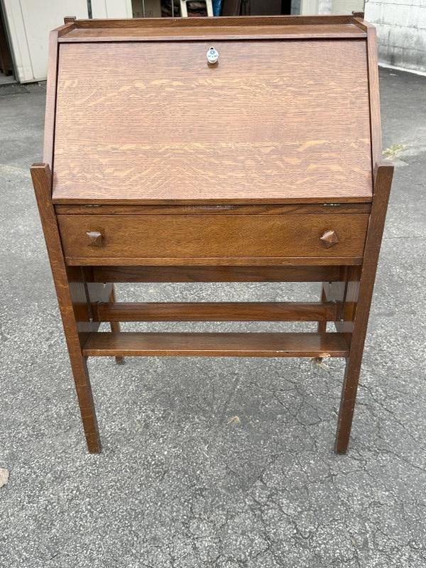 Circa 1910 oak dropfront desk, clean, structurally sound, ( one knob replaced ), measures 27" wide x (1 of 4)
