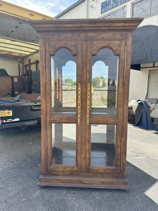 Nice decorative display cabinet, plate glass shelves, with morror back and nice brass hardware. From (1 of 4)