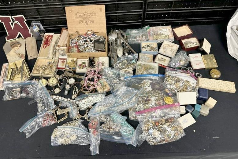 Lot of estate costume jewelry, Fraternal jewelry ( no gold ), and misc. knives, ladies accessories, (1 of 13)