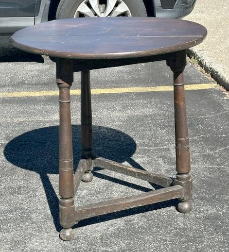 Early tavern table, old dark finish and patina, looks like quarter sewn oak, split on top board, (1 of 6)