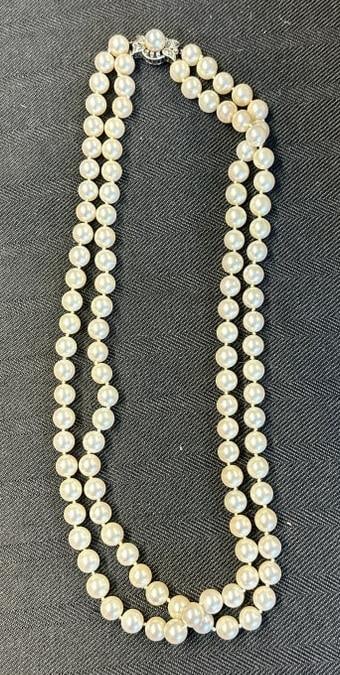 Fabulous double strand pearl necklace with 14K diamond clasp, from fine NYC estate, in nice (1 of 8)