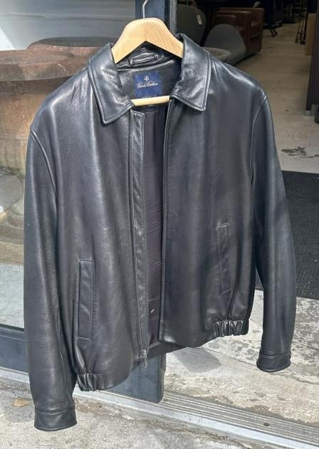 BROOKS BROTHERS wonderful black soft leather jacket, little use, size Medium, from fine non smoking (1 of 3)