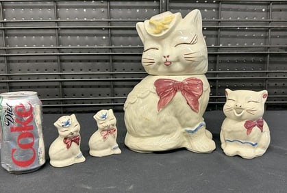 SHAWNEE (4) pc. PUSS N BOOTS cookie jar, creamer & salt & pepper shakers, nice estate condition,