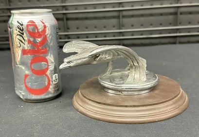 1931-32 CHEVROLET Eagle hood ornament, nice overall condition, measures 7.5" front to back…..from