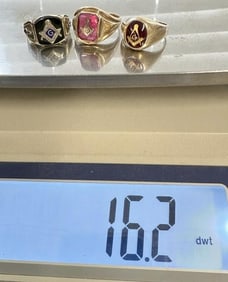 (3) 10K MASONIC rings ( 2 are marked 10K & one not marked, possibly 14K ? ) , will sell as