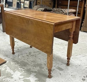 Circa 1890 cherry country drop leaf table with New York leg, structurally sound, older refinish,