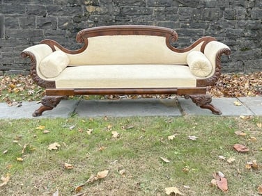 Nice period Federal carved sofa, from fine Hudson Valley estate, structurally sound, non smoking