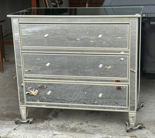 Decorative Pottery Barn (3) drawer mirrored chest, in very nice condition, from fine home in