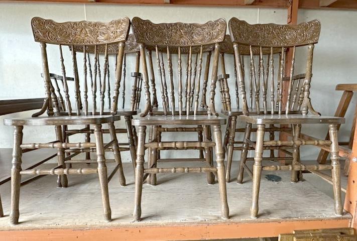 (6) contemporary oak pressed back chairss including (2) armchairs. From local estate, nice finish: (6) contemporary oak pressed back chairss including (2) armchairs. From local estate, nice finish and structurally sound.