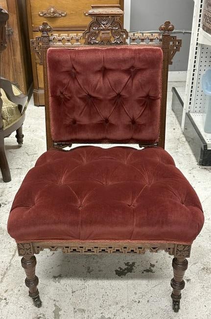 Nice carved Eastlake tufted back & seat chair, from fine Kingston, N.Y. Victorian mansion, very (1 of 3)