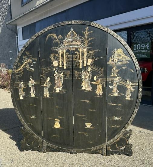 Asian decorative screen from estate in Woodstock, N.Y. 70" wide x 72" high. Good overall (1 of 3)