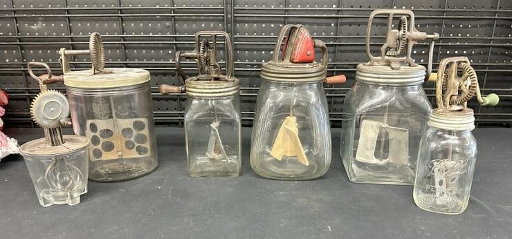 Lot of (6) butter churns & mixing jars from local Hudson Valley collection. Good overall found: Lot of (6) butter churns & mixing jars from local Hudson Valley collection. Good overall found condition. Includes (4) butter churns, good lot for a dealer to sort out…..all lids intact…..