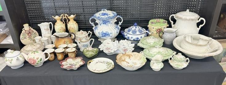 BIG estate lot misc. older porcelains, vases, serving pieces, flow blue large covered pot ( with: BIG estate lot misc. older porcelains, vases, serving pieces, flow blue large covered pot ( with chip on underside of lid ), pitchers with glasses, washbowl sets, etc. Good lot for a dealer to sort