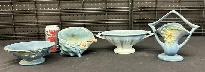 ROSEVILLE (4) pcs. Art pottery, all in nice overall condition, all signed, (1) with old ® stamp, to (1 of 6)