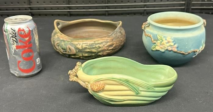 ROSEVILLE (3) pcs. To include pinecone pattern vase, apple blossom vase & Imperial pattern bowl that (1 of 5)