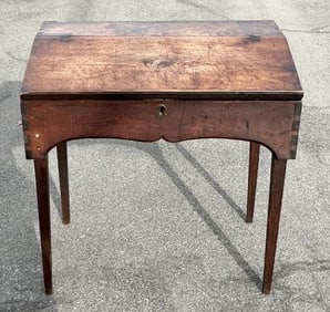 Early 19th c walnut lift top desk, with dovetailed construction and drawers inside, structurally