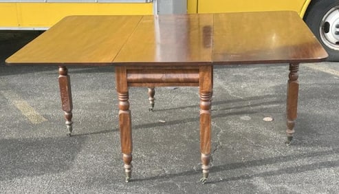 Period mahogany long leaf drop leaf table, older finish, structurally sound, from estate in Hudson