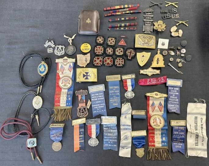 Estate lot older fraternal & military related, ribbons, pins, early Masonic, etc. From estate of: Estate lot older fraternal & military related, ribbons, pins, early Masonic, etc. From estate of family in Hudson Valley…...good lot for dealer or collector to sort out…..