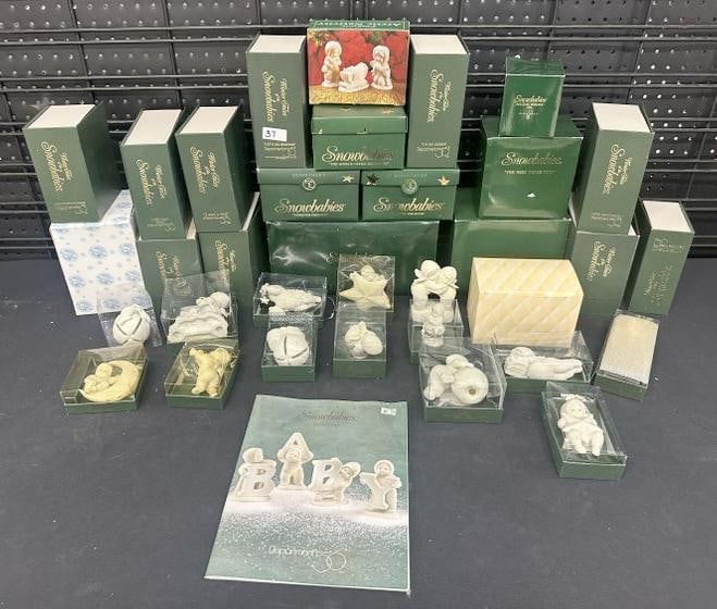 Estate lot SNOW BABIES, most all in original boxes, (2) aren't, nice overall condition, from local (1 of 3)