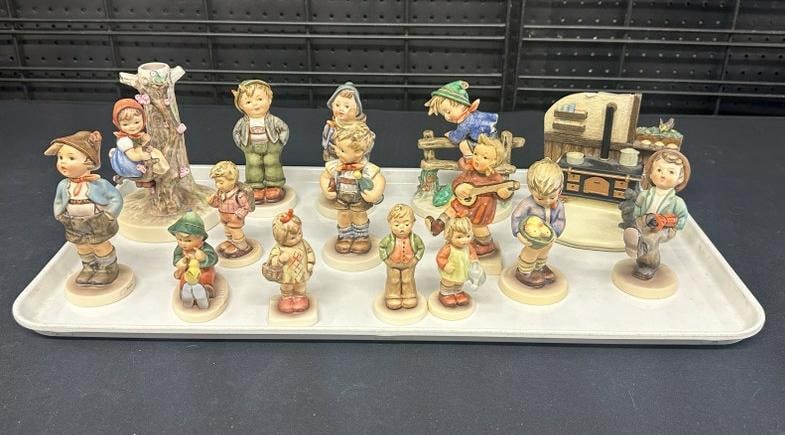 (15) Hummels from Albany, N.Y. estate collection, in very nice condition, to show scale the tallest: (15) Hummels from Albany, N.Y. estate collection, in very nice condition, to show scale the tallest measures 6" high.