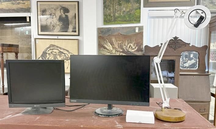 (3) pc. Lot from Musicians Studio in the Hudson Valley to include white adjustable canvas lamp with: (3) pc. Lot from Musicians Studio in the Hudson Valley to include white adjustable canvas lamp with wood base, Lenovo monitor & neovo monitor, nice overall condition, used in the Studio till we remove