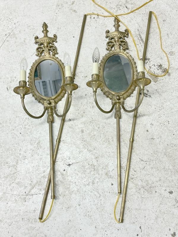 Contemporary brass decorative wall sconces, nice overall condition.... (1 of 1)