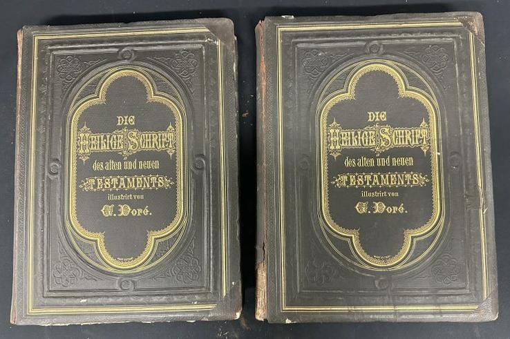 (2) large volume set of ( THE HOLY SCRIPTURES OF THE OLD AND NEW TESTAMENTS ), inside in nice: (2) large volume set of ( THE HOLY SCRIPTURES OF THE OLD AND NEW TESTAMENTS ), inside in nice overall condition, outer spines have wear and pieces of leather off spines…..from estate library of Char