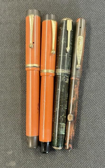 (4) estate fountain pens including (2) Big Red, (1) greenish PARKER & damaged WATERMAN for: (4) estate fountain pens including (2) Big Red, (1) greenish PARKER & damaged WATERMAN for parts…...just as we found them. Nice overall condition except for the WATERMAN….
