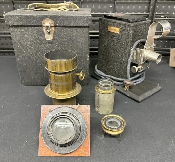 Estate camera lot to include Old Ansco MEMOSCOPE in case and some older camera lenses, just as we (1 of 7)