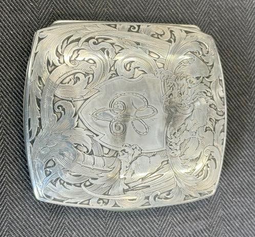 Fancy STERLING SILVER cigarette case, from local estate we are selling, wonderful detail, measures (1 of 5)