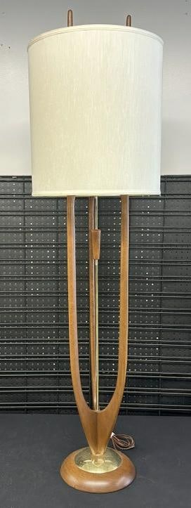 Mid Century Modern Modeline walnut floor lamp, very nice condition, shades intact, from fine estate (1 of 6)