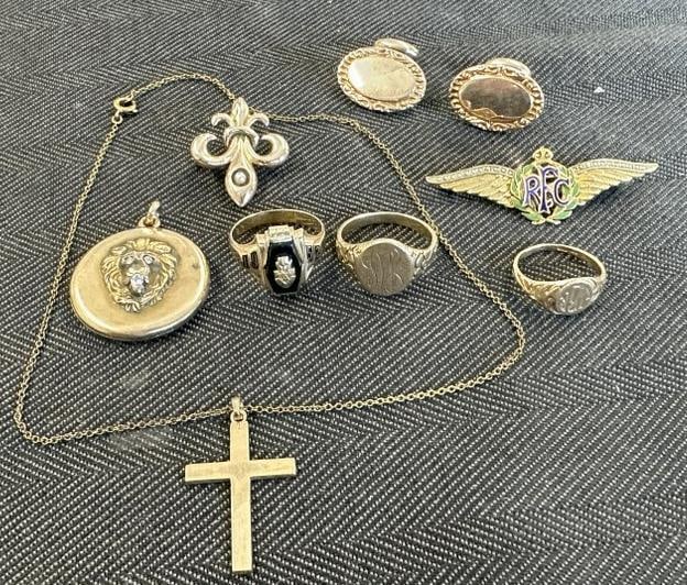 Estate lot 10K gold jewelry to include (2) initial rings, (1) school ring, cufflinks, cross with (1 of 10)