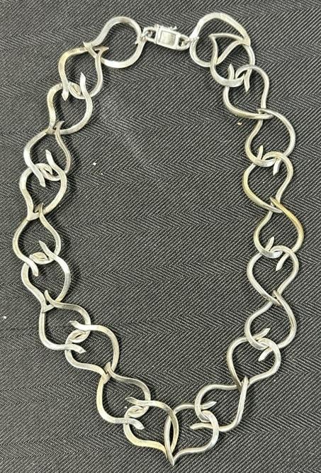 Vintage STERLING SILVER wavy link 20" long necklace, from estate collection we are selling. Nice (1 of 4)