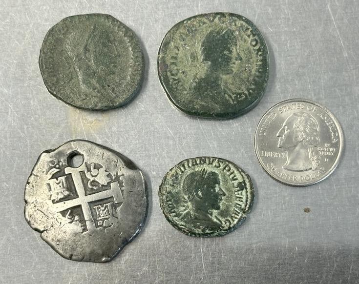 (4) ancient coins, found in estate we are selling, both sides pictured, just how we found them….. (1 of 4)