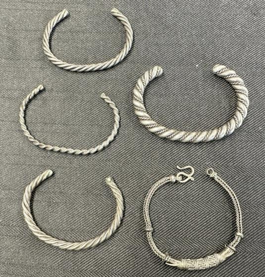 (5) STERLING SILVER bracelets, from estate collection we are selling. Weighs 4.08 troy ounces. (1 of 4)