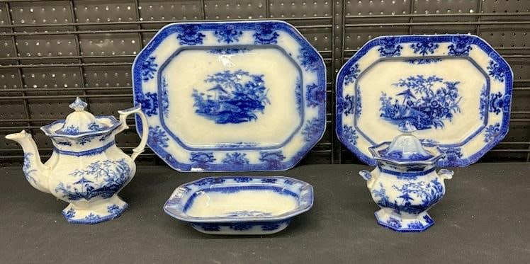 (5) pcs. DAVENPORT AMOY pattern Flow Blue dishes to include coffee or teapot, 10.5" across serving (1 of 9)