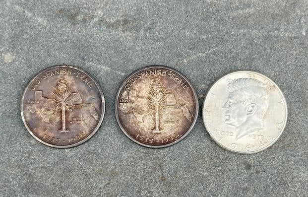 (2) OLD SPANISH TRAILS silver half dollars & (1) 1964 Kennedy Half Dollar, from local estate we are (1 of 2)