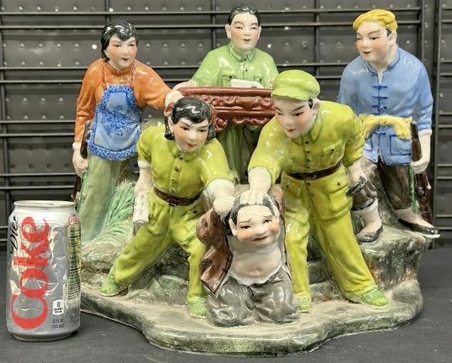 Large porcelain Chinese Cultural Revolution group statue, with Prisoner being held on his knees, (1 of 3)