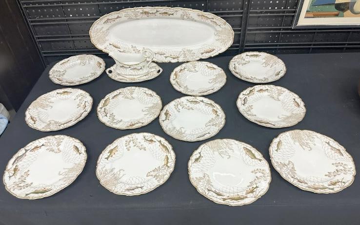 Tressemanes & Vogt (14) pc. Victorian era FISH SET including hard to find gravy boat and underdish, (1 of 8)
