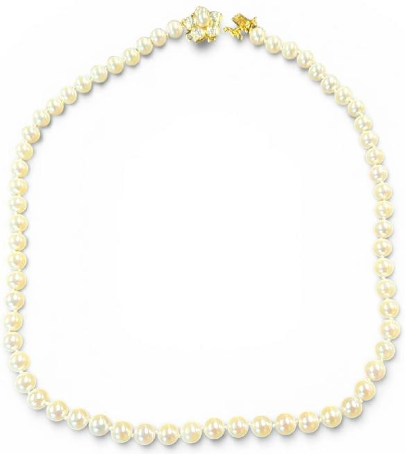 14K pearl necklace with diamond clasp, from local estate, measures 19.5" long, in fine condition.: 14K pearl necklace with diamond clasp, from local estate, measures 19.5" long, in fine condition.