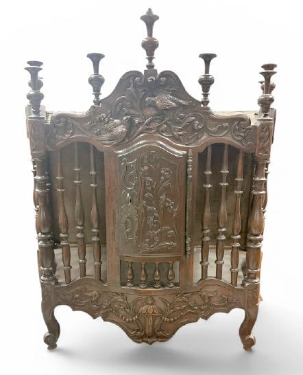 18th or early 19th c French Panetiere ( Provencal bread box ), wonderful carvings and spindles, nice (1 of 6)