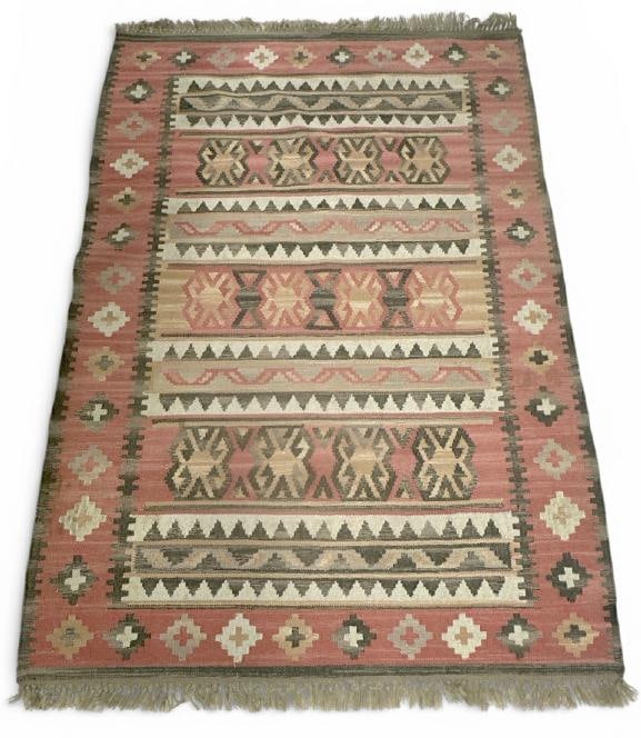 Killim handmade rug with geometric patterns, from nice estate in Hudson Valley, nice overall (1 of 2)