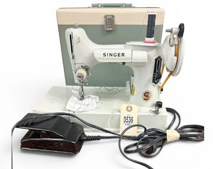 Rare white Singer Featherweight sewing machine in case, in working order, with cord, from home of (1 of 1)
