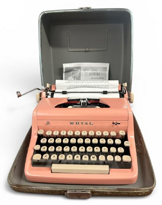 Rare ROYAL 1950's pink portable typewriter in original case, clean working condition. From local (1 of 1)