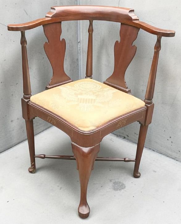 Mahogany corner chair, with ( 1776 - 1976 ) stenciled on front frame, structurally sound, no Makers: Mahogany corner chair, with ( 1776 - 1976 ) stenciled on front frame, structurally sound, no Makers mark, from fine home in Hudson Valley?..