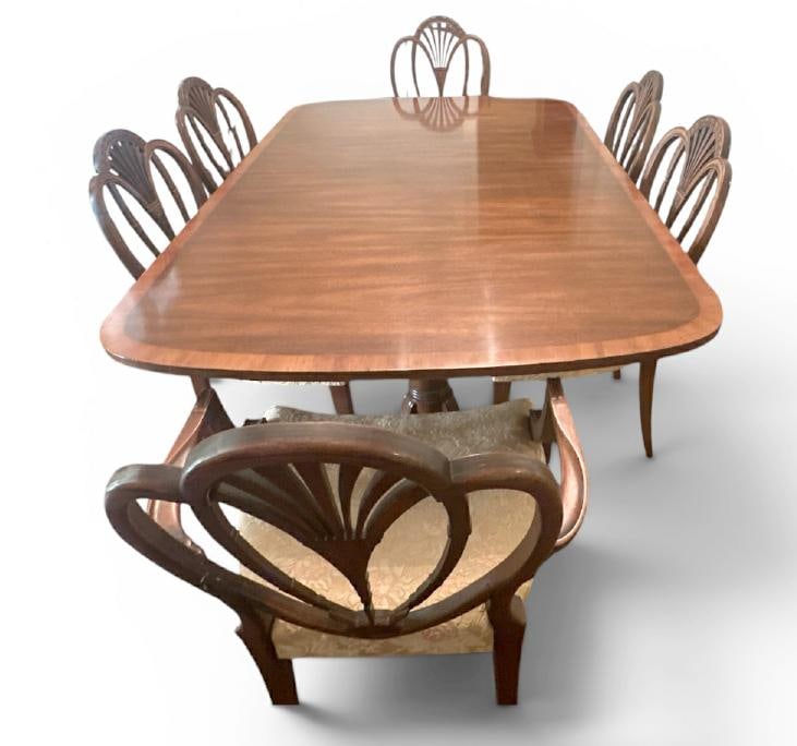 Wonderful BAKER Furniture mahogany inaid pedestal formal dining room table with (6) chairs (not (1 of 5)