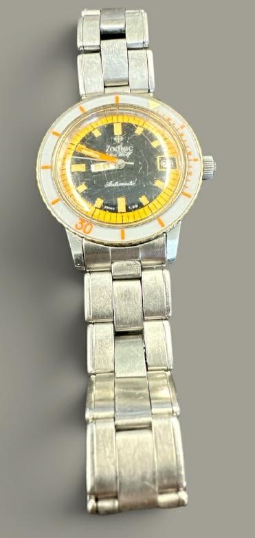 1973 ZODIAC Sea Wolf estate watch, running condition, crystal has a scratch, just as we found it. (1 of 4)